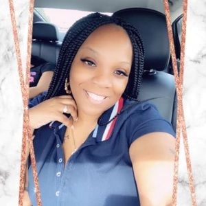 Meet your Posher, Lakeisha